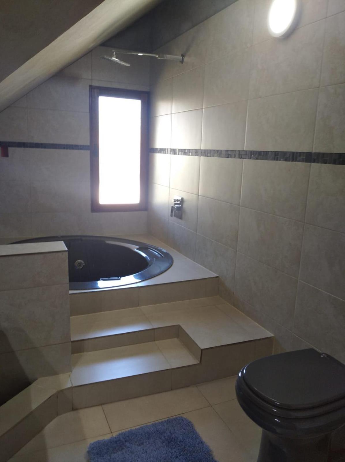 La Casona Del Lago Balneario Ipora Екстериор снимка